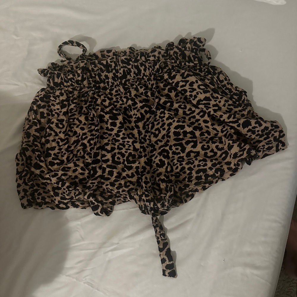 Hollister High Waist Leopard Print Shorts